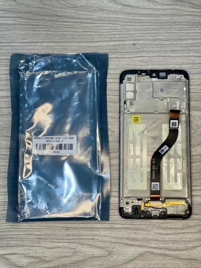 MODULO SAMSUNG A20S C/M 100% ORIG CLASE A